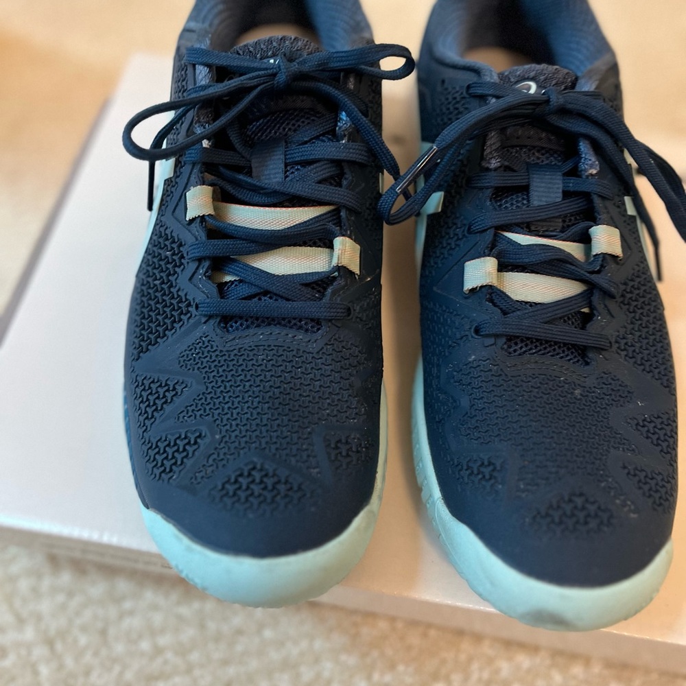 Asics Gel Resolution 8 Women’s Tennis Sneakers